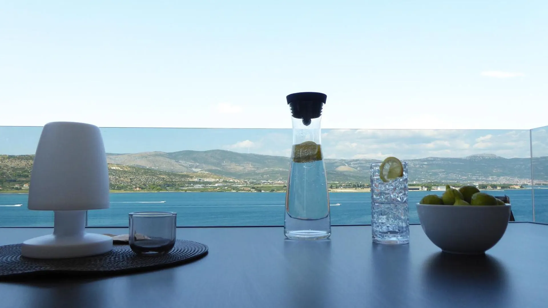 Rooftop Apartment Trogir 0*,